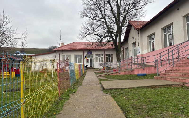 Clădirea Școlii Gimnaziale Unțești